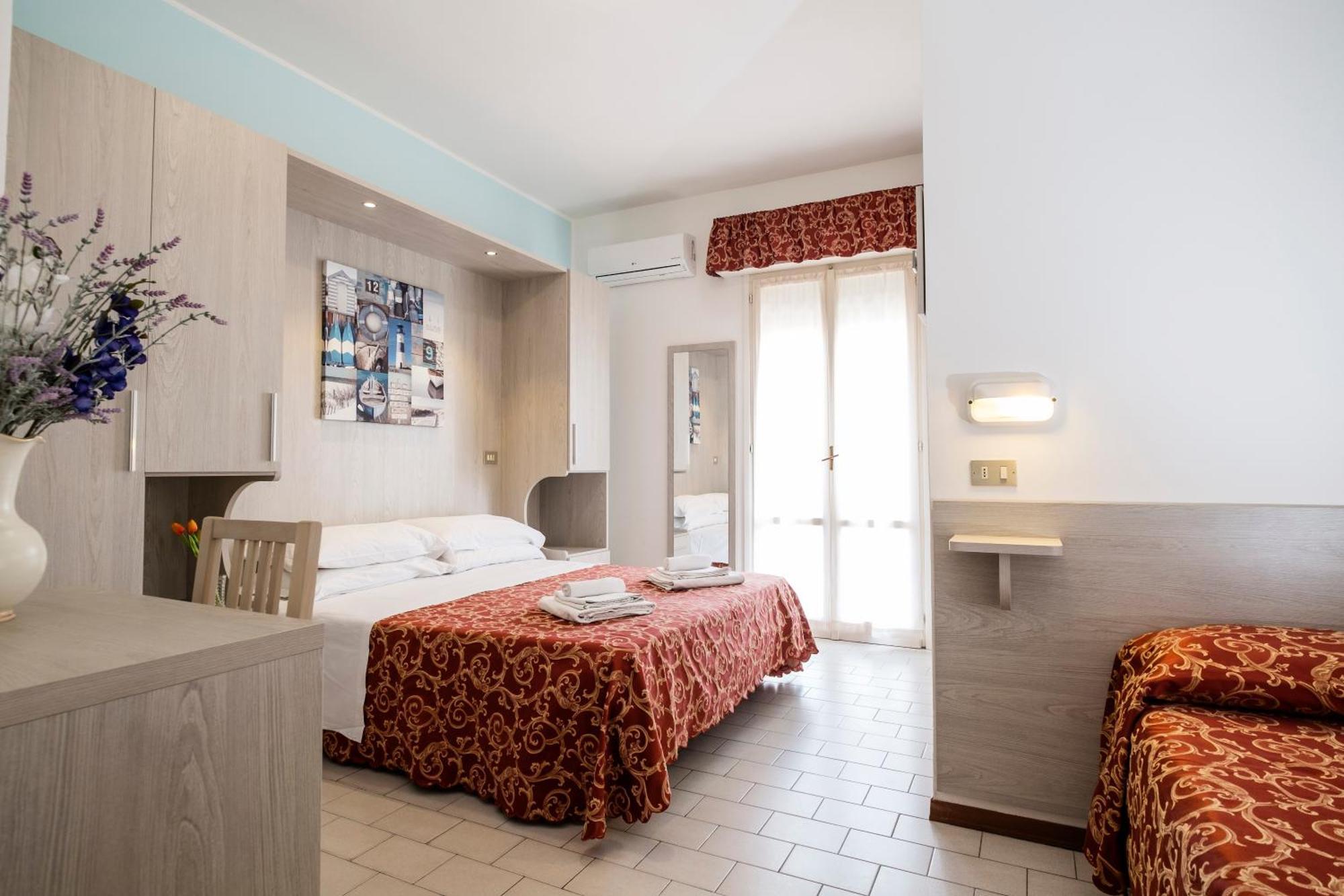 Belmar Hotel 2*